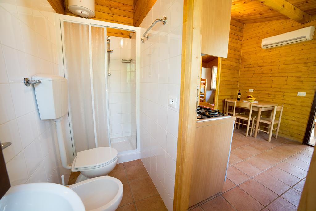 Camping Dei Tigli Torre del Lago Puccini Værelse billede